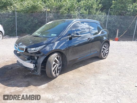 ✅ 2017 BMW i3 • VIN: WBY1Z8C55HV889486 • Лот: 43036483. Опубликован ранее на IAAI с пробегом 8 569 миль. Бесплатный доступ к архиву аукционных продаж из США и подробный отчёт об истории автомобиля на DreamBid. Изображение 2.