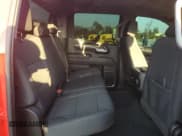 ✅ 2022 Chevrolet Silverado 1500 LT Trail Boss • VIN: 3GCUDFED0NG658781 • Lot: 74665864. Wystawiony na Copart z przebiegiem 13 963 mil. Bezpłatny archiwum sprzedaży aukcyjnych z USA i szczegółowy raport historii pojazdu na DreamBid. Zdjęcie 10.