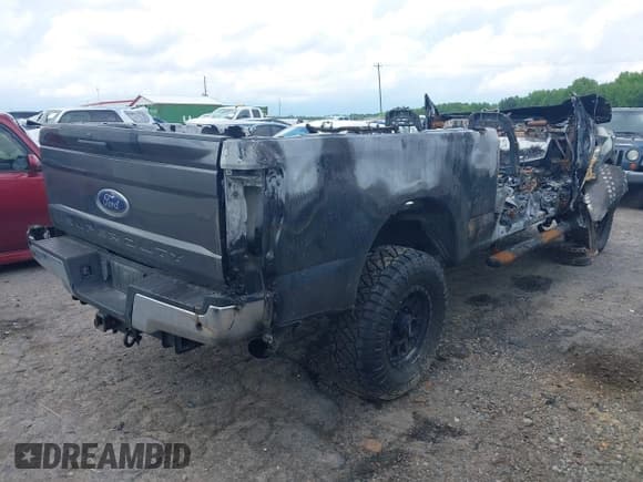 ✅ 2017 Ford F-250 Lariat • VIN: 1FT7W2BT2HEF16195 • Lot: 42167216. Listed on IAAI with Not provided. Free auction sales archive from the USA and detailed vehicle history report at DreamBid. Image 4.