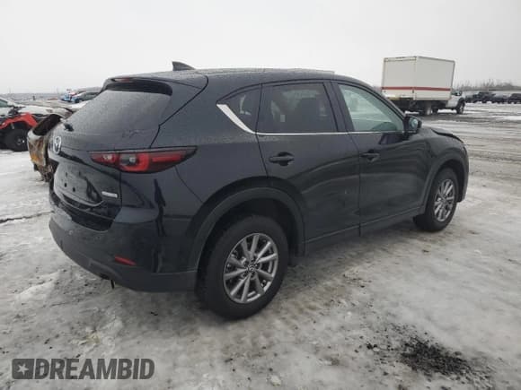 ✅ 2023 Mazda CX-5 S Preferred • VIN: JM3KFBCM3P0287160 • Lot: 91884945. Wystawiony na Copart z przebiegiem 5 393 mil. Bezpłatny archiwum sprzedaży aukcyjnych z USA i szczegółowy raport historii pojazdu na DreamBid. Zdjęcie 3.