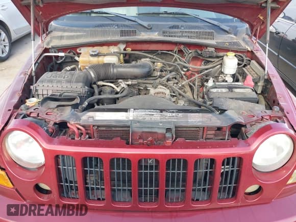 ✅ 2005 Jeep Liberty Limited • VIN: 1J4GK58K15W686107 • Lot: 42015682. Listed on IAAI with 153,494 mi. Free auction sales archive from the USA and detailed vehicle history report at DreamBid. Image 10.