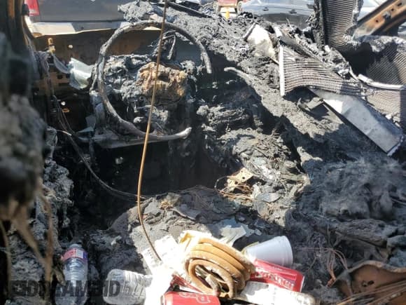 ✅ 2022 Mazda CX-9 Touring Plus • VIN: JM3TCBAY6N0614828 • Lot: 54753175. Wystawiony na Copart z przebiegiem Nie podano. Bezpłatny archiwum sprzedaży aukcyjnych z USA i szczegółowy raport historii pojazdu na DreamBid. Zdjęcie 8.