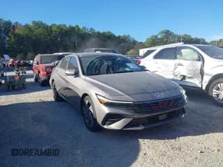 ✅ 2024 Hyundai Elantra SEL • VIN: KMHLS4DG9RU806345 • Лот: 43362126. Опубликован ранее на IAAI с пробегом 4 905 миль. Бесплатный доступ к архиву аукционных продаж из США и подробный отчёт об истории автомобиля на DreamBid. Изображение 1.