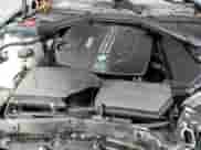 2018 BMW 3 Series 328d xDrive с VIN WBA8J1C50JA019038, выставлен на аукционе Copart как лот 85010124 с пробегом 61 073 миль миль и Списание • Salvage title. История ставок и продаж доступна на DreamBid. Изображение 17.