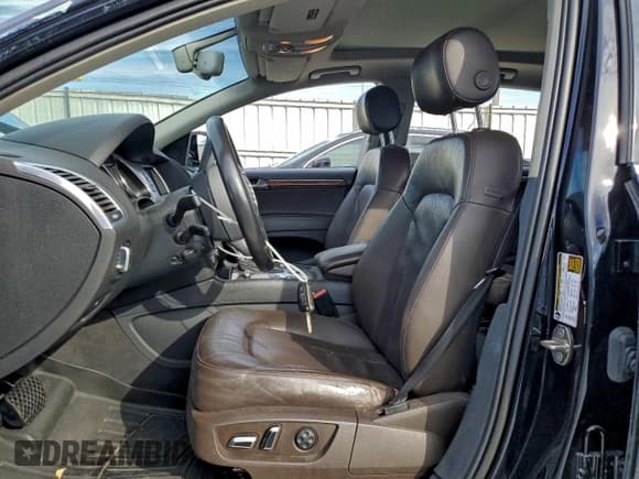 ✅ 2012 Audi Q7 Prestige • VIN: WA1VMBFE9CD003530 • Лот: 94038615. Опубликован ранее на Copart с пробегом 194 360 миль. Бесплатный доступ к архиву аукционных продаж из США и подробный отчёт об истории автомобиля на DreamBid. Изображение 7.