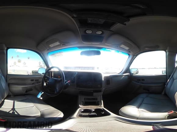 ✅ 2000 Chevrolet Silverado 1500 LS • VIN: 1GCEC19T9YZ332848 • Lot: 41949847. Listed on IAAI with 201,214 mi. Free auction sales archive from the USA and detailed vehicle history report at DreamBid. Image 18.