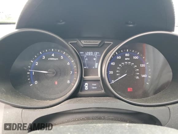 ✅ 2013 Hyundai Veloster Turbo • VIN: KMHTC6AE0DU127584 • Lot: 61375525. Listed on Copart with 128,913 mi. Free auction sales archive from the USA and detailed vehicle history report at DreamBid. Image 9.