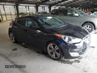 ✅ 2012 Hyundai Veloster w/Red Int • VIN: KMHTC6AD1CU054411 • Lot: 73357964. Wystawiony na Copart z przebiegiem 12 486 mil. Bezpłatny archiwum sprzedaży aukcyjnych z USA i szczegółowy raport historii pojazdu na DreamBid. Zdjęcie 4.