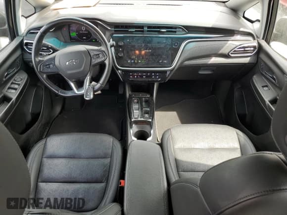 ✅ 2023 Chevrolet Bolt EV 2LT • VIN: 1G1FX6S05P4190007 • Lot: 50055665. Wystawiony na Copart z przebiegiem 44 100 mil. Bezpłatny archiwum sprzedaży aukcyjnych z USA i szczegółowy raport historii pojazdu na DreamBid. Zdjęcie 8.