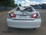 ✅ 2010 Mitsubishi Galant FE • VIN: 4A32B2FF7AE004011 • Lot: 70404905. Wystawiony na Copart z przebiegiem 164 813 mil. Bezpłatny archiwum sprzedaży aukcyjnych z USA i szczegółowy raport historii pojazdu na DreamBid. Zdjęcie 6.