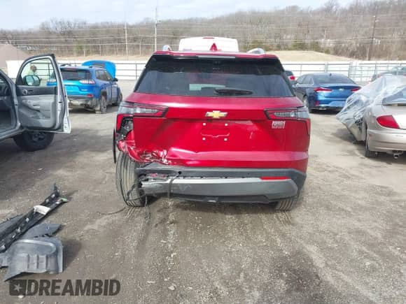 2025 Chevrolet Equinox AWD LT with VIN 3GNAXPEG9SL102134, listed as a IAAI auction lot 41792092 with 4,194 mi miles and . Bid and sale history available at DreamBid. Image 6.