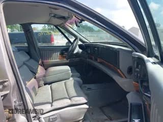 ✅ 1996 Buick Park Avenue • VIN: 1G4CW52K8TH604792 • Lot: 42685100. Listed on IAAI with 117,329 mi. Free auction sales archive from the USA and detailed vehicle history report at DreamBid. Image 5.