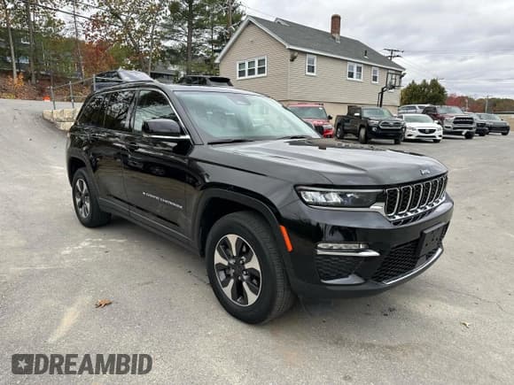 ✅ 2024 Jeep Grand Cherokee • VIN: 1C4RJYB62R8942747 • Лот: 90841325. Опубликован ранее на Copart с пробегом 15 555 миль. Бесплатный доступ к архиву аукционных продаж из США и подробный отчёт об истории автомобиля на DreamBid. Изображение 4.