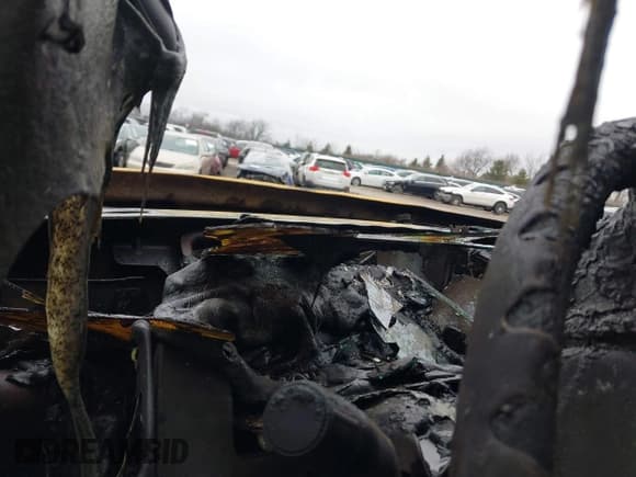 ✅ 2012 Ford F-250 • VIN: 1FTSF2B69CEB08368 • Лот: 41718142. Опубликован ранее на IAAI с пробегом Не указан. Бесплатный доступ к архиву аукционных продаж из США и подробный отчёт об истории автомобиля на DreamBid. Изображение 7.