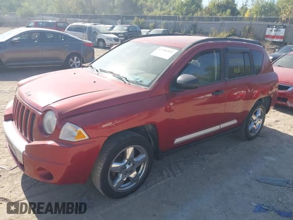 ✅ 2007 Jeep Compass Limited • VIN: 1J8FT57W57D179298 • Lot: 43356512. Listed on IAAI with 145,135 mi. Free auction sales archive from the USA and detailed vehicle history report at DreamBid. Image 16.