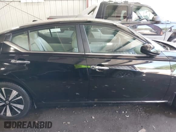 ✅ 2021 Nissan Altima SV • VIN: 1N4BL4DVXMN316565 • Лот: 43353489. Опубликован ранее на IAAI с пробегом 80 114 миль. Бесплатный доступ к архиву аукционных продаж из США и подробный отчёт об истории автомобиля на DreamBid. Изображение 14.