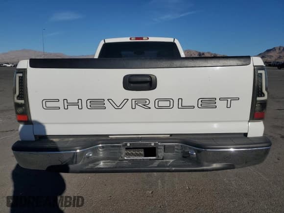 ✅ 2006 Chevrolet Silverado 1500 Work Truck • VIN: 3GCEC14X86G144149 • Lot: 90646475. Listed on Copart with 151,589 mi. Free auction sales archive from the USA and detailed vehicle history report at DreamBid. Image 6.