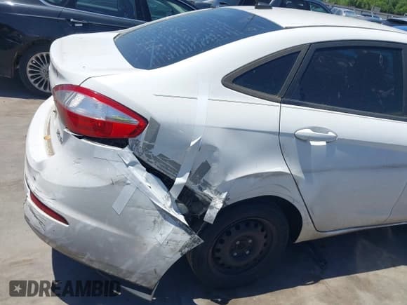 ✅ 2016 Ford Fiesta S • VIN: 3FADP4AJ7GM156769 • Lot: 42247013. Listed on IAAI with 169,313 mi. Free auction sales archive from the USA and detailed vehicle history report at DreamBid. Image 6.