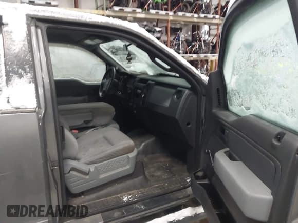 ✅ 2013 Ford F-150 XL • VIN: 1FTEX1EM5DKD85424 • Lot: 43877683. Listed on IAAI with 178,702 mi. Free auction sales archive from the USA and detailed vehicle history report at DreamBid. Image 5.