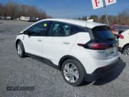✅ 2023 Chevrolet Bolt EV 1LT • VIN: 1G1FW6S00P4110096 • Lot: 41437191. Wystawiony na IAAI z przebiegiem 24 805 mil. Bezpłatny archiwum sprzedaży aukcyjnych z USA i szczegółowy raport historii pojazdu na DreamBid. Zdjęcie 3.