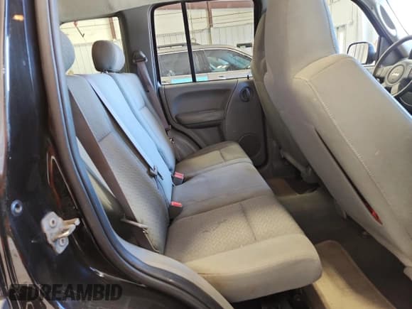 ✅ 2006 Jeep Liberty Renegade • VIN: 1J4GL38K66W274185 • Lot: 81006495. Listed on Copart with 162,329 mi. Free auction sales archive from the USA and detailed vehicle history report at DreamBid. Image 11.