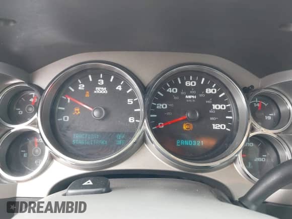 2013 Chevrolet Silverado 1500 LT with VIN 1GCRCSEA6DZ298308, listed as a IAAI auction lot 42286220 with 185,085 mi miles and . Bid and sale history available at DreamBid. Image 7.