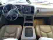 2003 Chevrolet Suburban LT с VIN 3GNFK16TX3G256603, выставлен на аукционе Copart как лот 83716124 с пробегом 258 251 миль миль и Чистый • Clean title. История ставок и продаж доступна на DreamBid. Изображение 8.