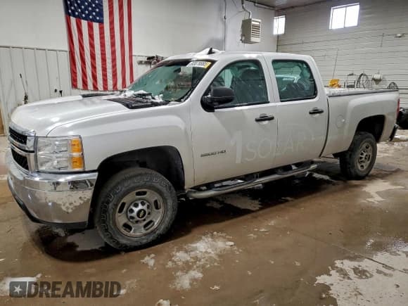 ✅ 2013 Chevrolet Silverado 2500HD LT • VIN: 1GC1KVEGXDF173013 • Lot: 93878885. Listed on Copart with 151,044 mi. Free auction sales archive from the USA and detailed vehicle history report at DreamBid. Image 1.