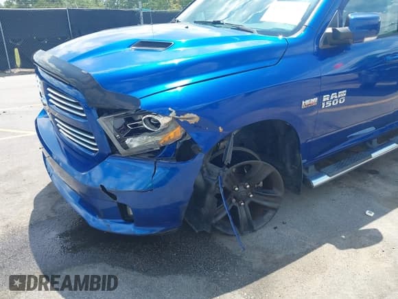 ✅ 2017 Ram 1500 Sport • VIN: 1C6RR7MT9HS733178 • Lot: 42584486. Wystawiony na IAAI z przebiegiem 41 036 mil. Bezpłatny archiwum sprzedaży aukcyjnych z USA i szczegółowy raport historii pojazdu na DreamBid. Zdjęcie 6.