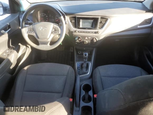 ✅ 2018 Hyundai Accent SEL • VIN: 3KPC24A31JE015459 • Lot: 85662274. Wystawiony na Copart z przebiegiem 131 409 mil. Bezpłatny archiwum sprzedaży aukcyjnych z USA i szczegółowy raport historii pojazdu na DreamBid. Zdjęcie 8.