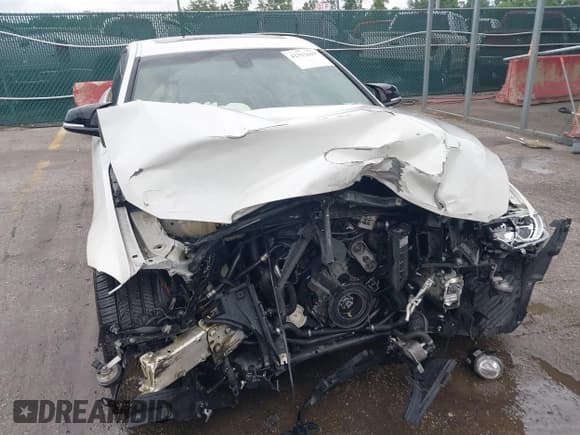 ✅ 2016 BMW 4 Series 435i xDrive • VIN: WBA3R5C51GK374250 • Lot: 42312629. Listed on IAAI with 117,343 mi. Free auction sales archive from the USA and detailed vehicle history report at DreamBid. Image 17.