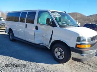 ✅ 2020 Chevrolet Express Passenger LT • VIN: 1GAZGPFG4L1209801 • Lot: 40992985. Wystawiony na IAAI z przebiegiem 96 647 mil. Bezpłatny archiwum sprzedaży aukcyjnych z USA i szczegółowy raport historii pojazdu na DreamBid. Zdjęcie 1.