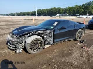 2016 Chevrolet Corvette Z51 3LT z VIN 1G1YM2D7XG5101952, wystawiony jako Copart lot #69679215 z przebiegiem 70 821 mil mil oraz Szkoda całkowita • Salvage title. Historia ofert i sprzedaży dostępna na DreamBid. Obrazek 1.