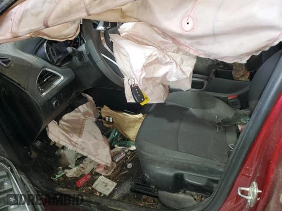 ✅ 2018 Chevrolet Cruze LT • VIN: 1G1BE5SM7J7155136 • Lot: 92058695. Listed on Copart with 131,714 mi. Free auction sales archive from the USA and detailed vehicle history report at DreamBid. Image 7.