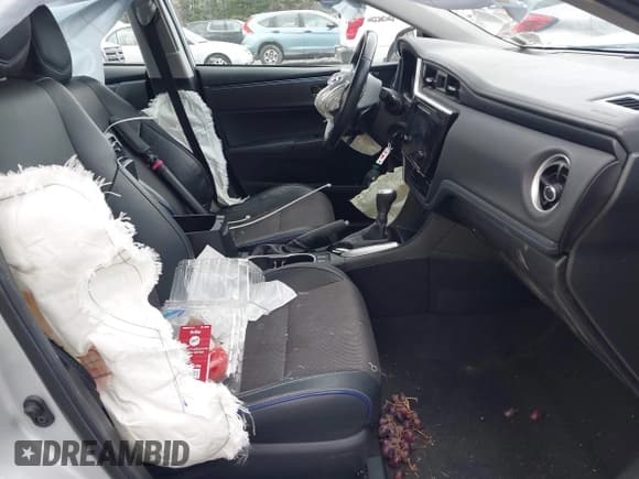 ✅ 2018 Toyota Corolla LE • VIN: 2T1BURHE7JC972588 • Lot: 43714956. Listed on IAAI with 144,977 mi. Free auction sales archive from the USA and detailed vehicle history report at DreamBid. Image 5.