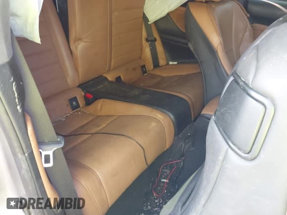 ✅ 2015 Lexus RC 350 F Sport • VIN: JTHSE5BC6F5004997 • Lot: 42863007. Wystawiony na IAAI z przebiegiem 107 740 mil. Bezpłatny archiwum sprzedaży aukcyjnych z USA i szczegółowy raport historii pojazdu na DreamBid. Zdjęcie 8.