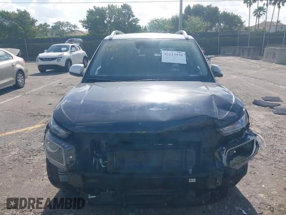 ✅ 2022 Hyundai Venue Limited • VIN: KMHRC8A30NU153771 • Lot: 42113970. Listed on IAAI with 37,455 mi. Free auction sales archive from the USA and detailed vehicle history report at DreamBid. Image 12.