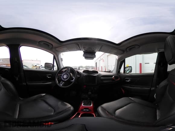 ✅ 2021 Jeep Renegade Trailhawk • VIN: ZACNJDC11MPM41955 • Lot: 42488069. Listed on IAAI with 14,550 mi. Free auction sales archive from the USA and detailed vehicle history report at DreamBid. Image 18.