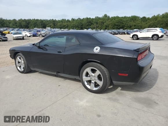 ✅ 2011 Dodge Challenger • VIN: 2B3CJ4DG0BH570315 • Lot: 70276054. Wystawiony na Copart z przebiegiem 181 808 mil. Bezpłatny archiwum sprzedaży aukcyjnych z USA i szczegółowy raport historii pojazdu na DreamBid. Zdjęcie 2.