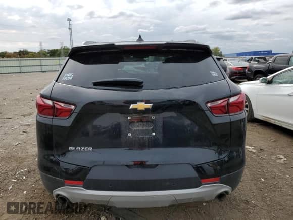 2022 Chevrolet Blazer LT with VIN 3GNKBCR44NS164529, listed as a Copart auction lot 71461143 with 18,260 mi miles and . Bid and sale history available at DreamBid. Image 6.