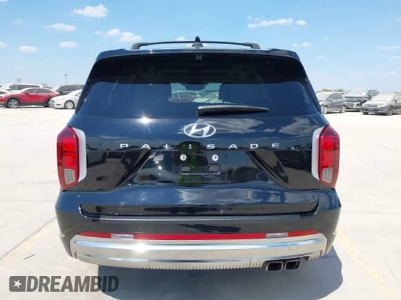 2023 Hyundai Palisade Calligraphy с VIN KM8R74GE2PU561164, выставлен на аукционе IAAI как лот 43333582 с пробегом 55 914 миль миль и . История ставок и продаж доступна на DreamBid. Изображение 16.