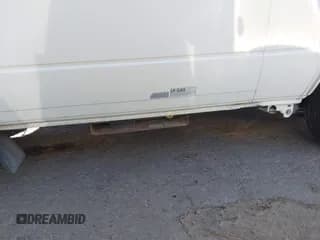 ✅ 1990 Volkswagen Vanagon GL • VIN: WV2ZB0251LH069524 • Lot: 42458980. Wystawiony na IAAI z przebiegiem 115 163 mil. Bezpłatny archiwum sprzedaży aukcyjnych z USA i szczegółowy raport historii pojazdu na DreamBid. Zdjęcie 6.