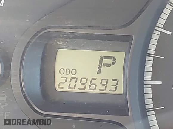 ✅ 2013 Toyota Sienna LE • VIN: 5TDKK3DC7DS353962 • Lot: 43566627. Listed on IAAI with 209,693 mi. Free auction sales archive from the USA and detailed vehicle history report at DreamBid. Image 15.