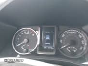 ✅ 2023 Toyota Tacoma SR5 • VIN: 3TMBZ5DN4PM040090 • Lot: 41494387. Wystawiony na IAAI z przebiegiem 22 130 mil. Bezpłatny archiwum sprzedaży aukcyjnych z USA i szczegółowy raport historii pojazdu na DreamBid. Zdjęcie 7.