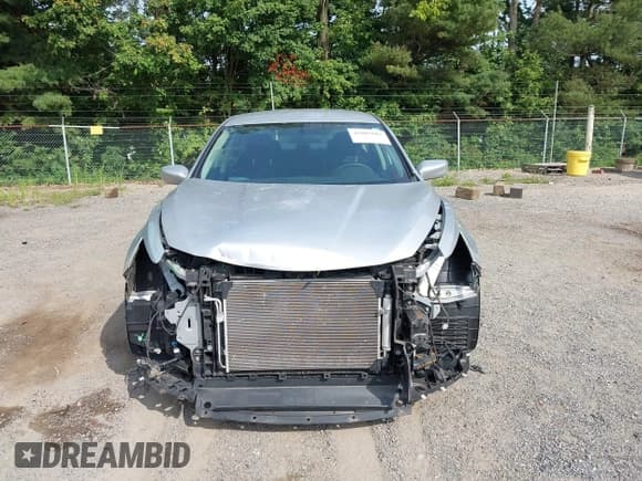 ✅ 2018 Nissan Altima SL • VIN: 1N4AL3AP0JC103160 • Lot: 42885603. Listed on IAAI with 114,182 mi. Free auction sales archive from the USA and detailed vehicle history report at DreamBid. Image 13.