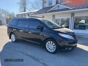 ✅ 2013 Toyota Sienna XLE • VIN: 5TDDK3DC3DS052713 • Lot: 41451844. Listed on IAAI with 284,884 mi. Free auction sales archive from the USA and detailed vehicle history report at DreamBid. Image 1.