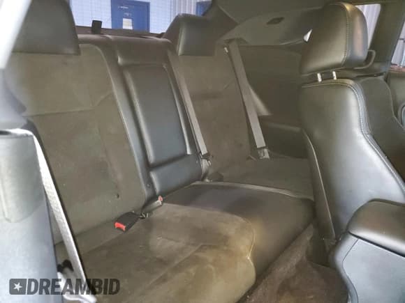 ✅ 2017 Dodge Challenger T/A 392 • VIN: 2C3CDZFJ3HH618009 • Lot: 60612944. Wystawiony na Copart z przebiegiem 24 289 mil. Bezpłatny archiwum sprzedaży aukcyjnych z USA i szczegółowy raport historii pojazdu na DreamBid. Zdjęcie 10.