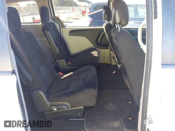 ✅ 2016 Dodge Grand Caravan SXT • VIN: 2C4RDGCG4GR334576 • Lot: 43579228. Wystawiony na IAAI z przebiegiem 181 125 mil. Bezpłatny archiwum sprzedaży aukcyjnych z USA i szczegółowy raport historii pojazdu na DreamBid. Zdjęcie 8.