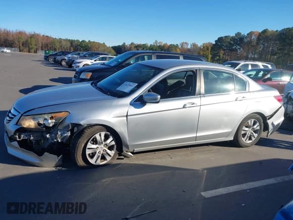✅ 2012 Honda Accord SE • VIN: 1HGCP2F66CA088522 • Lot: 43625063. Listed on IAAI with 283,327 mi. Free auction sales archive from the USA and detailed vehicle history report at DreamBid. Image 15.