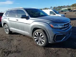 ✅ 2022 Volkswagen Atlas SEL Premium R-Line • VIN: 1V2FR2CA0NC562128 • Lot: 41410604. Listed on IAAI with 47,252 mi. Free auction sales archive from the USA and detailed vehicle history report at DreamBid. Image 1.